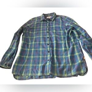 Orvis long sleeve button up plaid shacket. Size Large